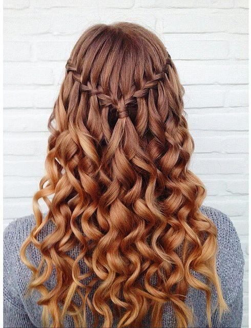 รูปภาพ:http://hairstylehub.com/wp-content/uploads/2017/03/double-waterfall-braid-headband.jpg