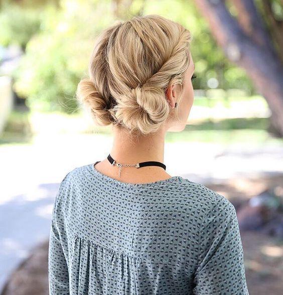 รูปภาพ:http://hairstylehub.com/wp-content/uploads/2017/03/Double-twisted-buns.jpg