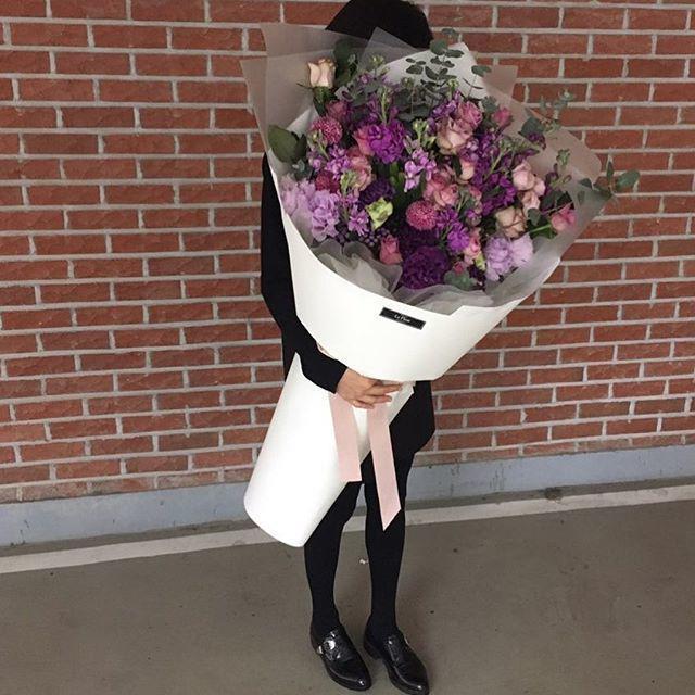 รูปภาพ:https://www.instagram.com/p/BO6MdH9BKsB/?taken-by=lafleur_flower