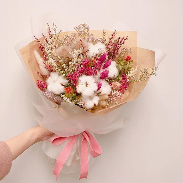 รูปภาพ:https://www.instagram.com/p/BNvvqeOBNr2/?taken-by=delightful.flowers