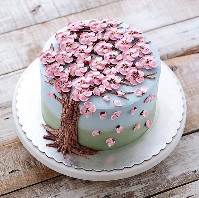 รูปภาพ:http://static.boredpanda.com/blog/wp-content/uploads/2017/03/spring-colourful-buttercream-flower-cakes-13-58d8b5b127e39__700.jpg