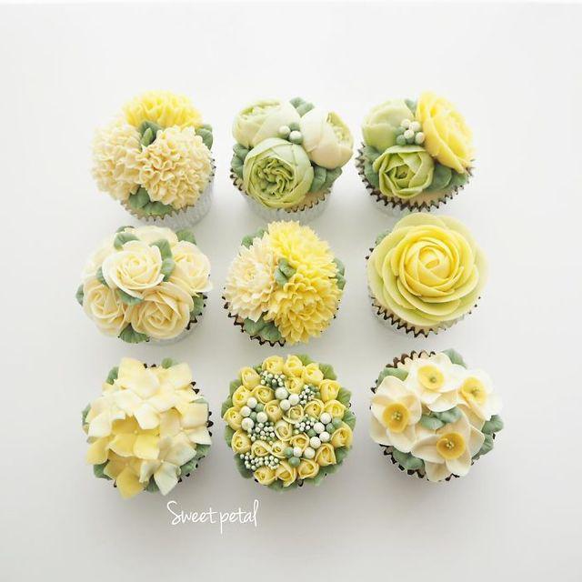 รูปภาพ:http://static.boredpanda.com/blog/wp-content/uploads/2017/03/spring-colourful-buttercream-flower-cakes-23-58d8b5c8438b2__700.jpg