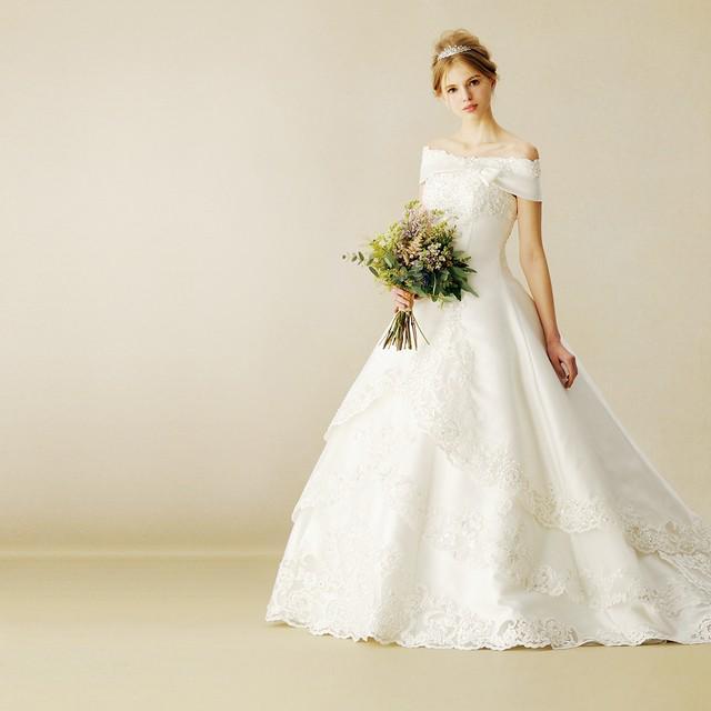 ตัวอย่าง ภาพหน้าปก:ไอเดีย 'ชุดแต่งงานสีขาว' สวยหรูได้ใจ ขาวบริสุทธิ์ประหนึ่งหลุดมาจากเทพนิยาย