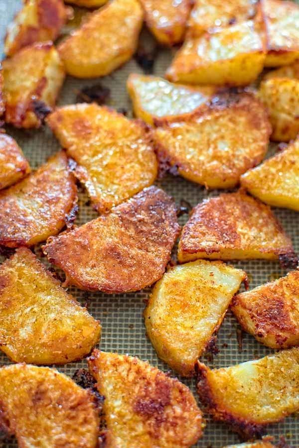 รูปภาพ:http://cooktoria.com/wp-content/uploads/2016/11/Parmesan-Crusted-Potatoes-15.jpg