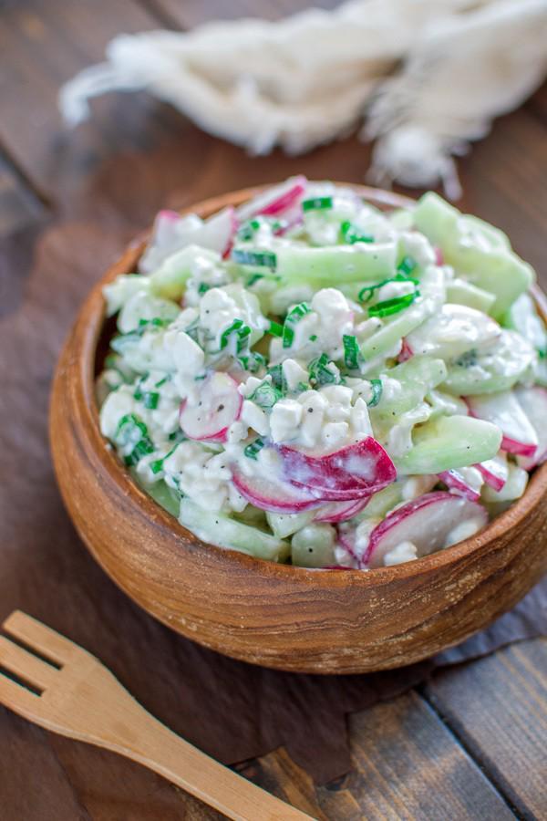 รูปภาพ:http://cooktoria.com/wp-content/uploads/2016/04/creamy-cucumber-radish-salad-7.jpg