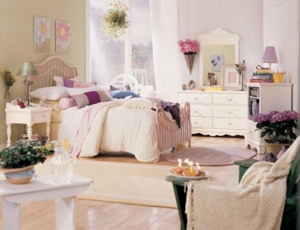 รูปภาพ:http://homemydesign.com/wp-content/uploads/2015/01/pink-spring-bedroom-decoration.jpg