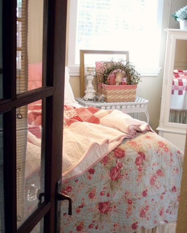 รูปภาพ:http://homemydesign.com/wp-content/uploads/2015/01/vintage-spring-bedroom.jpg