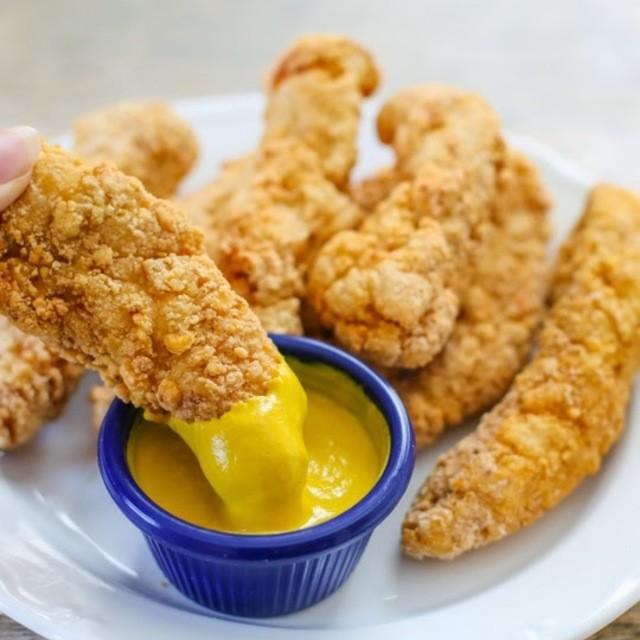 ภาพประกอบบทความ Amazing Mustard Chicken Tenders เมนูไก่ทอดสุดเด็ด จิ้มซอสมัสตาร์ด แบบนี้ต้องชิม!