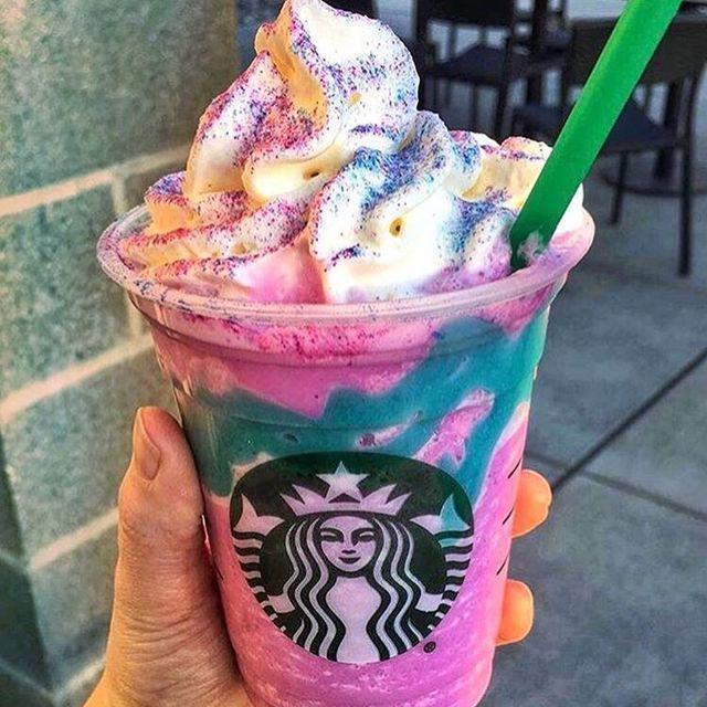 ภาพประกอบบทความ มันก็จะน่ากินหน่อย! กับ 'Unicorn Frappuccino' เมนูใหม่ล่าสุดจาก Starbucks !!! 