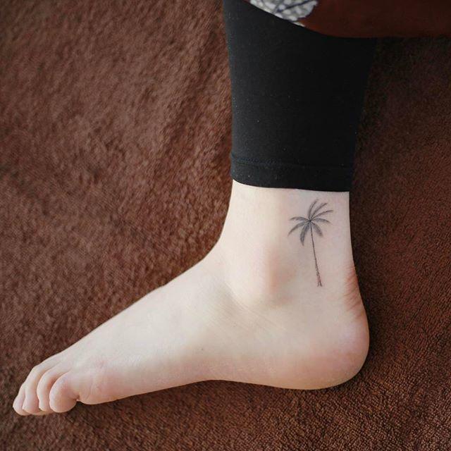 รูปภาพ:https://www.instagram.com/p/BQdG0CNlF0H/?taken-by=tattooist_doy