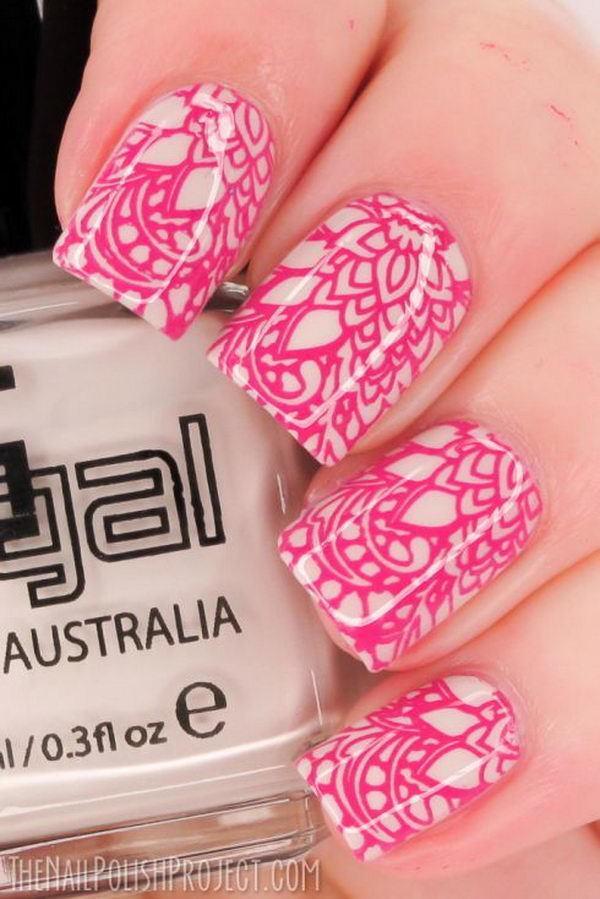 รูปภาพ:http://hative.com/wp-content/uploads/2014/11/lace-nail-art-designs/5-fashionable-lace-nail-art-designs.jpg