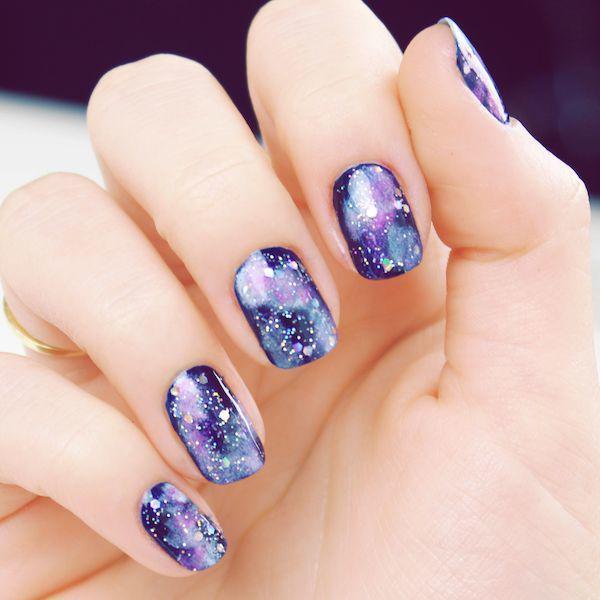 รูปภาพ:http://hative.com/wp-content/uploads/2015/07/purple-nails/11-purple-nail-art-designs.jpg