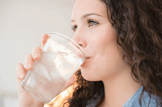 รูปภาพ:http://goodtoknow.media.ipcdigital.co.uk/111/000016926/70a1/benefits-of-drinking-water.png