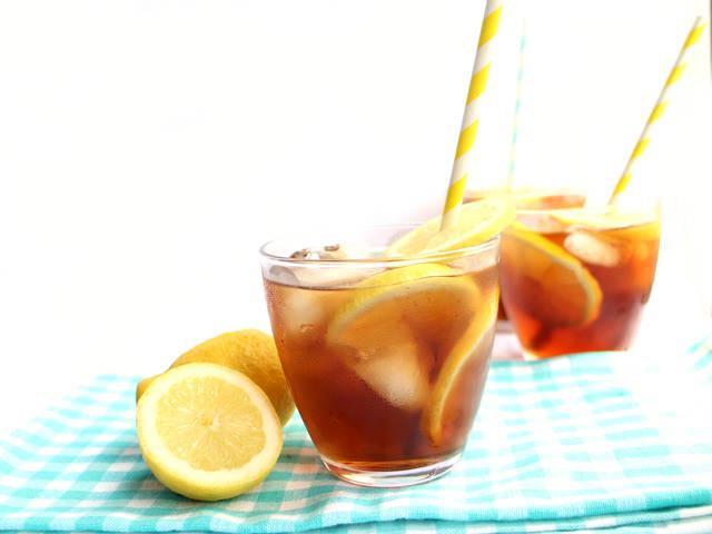 รูปภาพ:http://www.errenskitchen.com/wp-content/uploads/2014/08/lemon-iced-tea-4-of-1.jpg