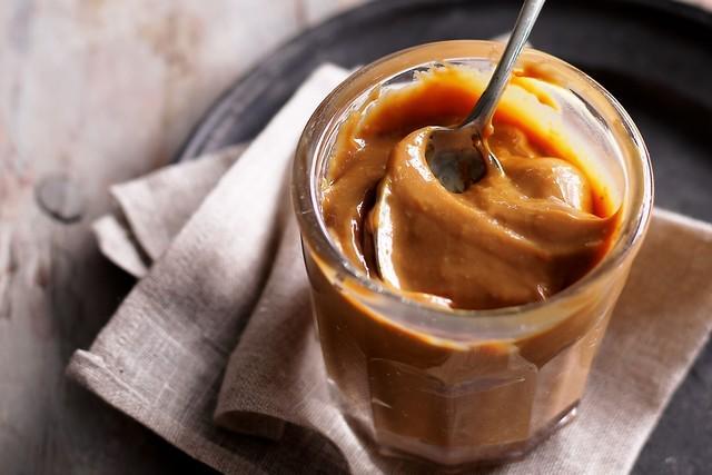 รูปภาพ:http://img.taste.com.au/S3psCMeL/taste/2016/11/dulce-de-leche-75003-1.jpeg