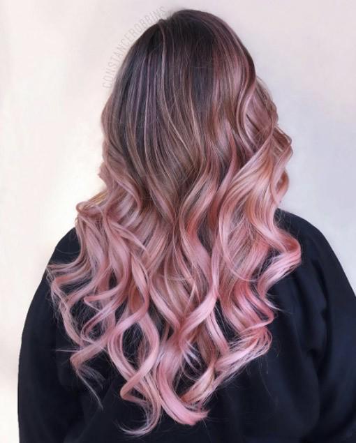 รูปภาพ:http://styleskinner.com/wp-content/uploads/2017/02/42-metallic-pink-curls.jpg