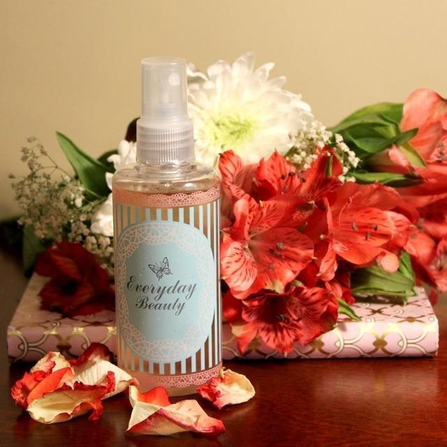 ตัวอย่าง ภาพหน้าปก:DIY Rosewater Spray สเปรย์น้ำกุหลาบฉบับโฮมเมด หอมชื่นใจสุดฟิน