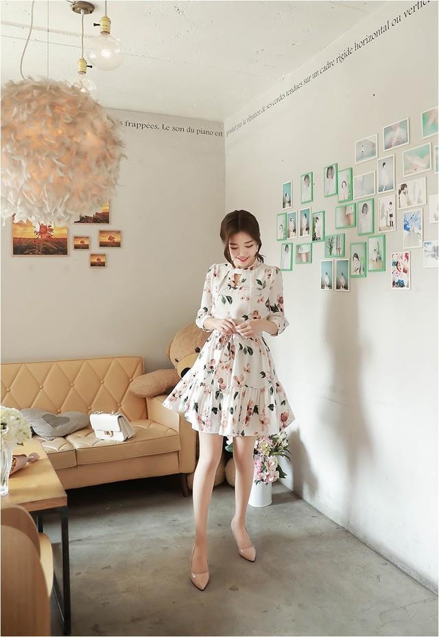รูปภาพ:http://cdn1.kooding.com/images/D/Korean-Asian-Fashion-Shopping-Mall-000-32156.jpg