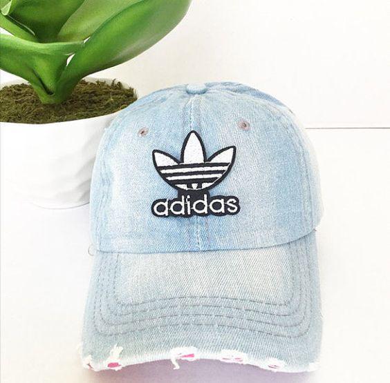 รูปภาพ:http://trend2wear.com/wp-content/uploads/2017/05/stylish-hats-7.jpg