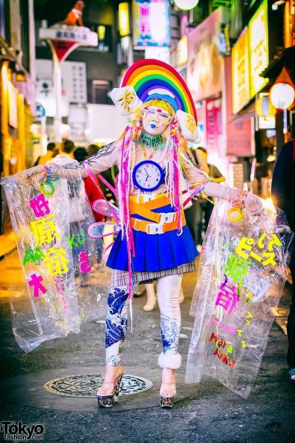 รูปภาพ:http://tokyofashion.com/wp-content/uploads/2017/05/Handmade-Harajuku-Street-Fashion-Shibuya-20170506DSC5683-600x900.jpg
