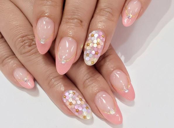 รูปภาพ:http://styleskinner.com/wp-content/uploads/2017/03/10-Pink-Shimmer-flowers.jpg