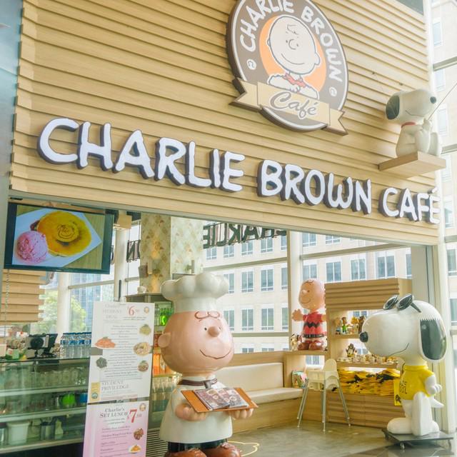 ตัวอย่าง ภาพหน้าปก:ชวนเพื่อนซี้ตะลุย Charlie Brown Cafe @สิงคโปร์ ได้ทั้งรูป อิ่มทั้งท้อง และความฟิน!