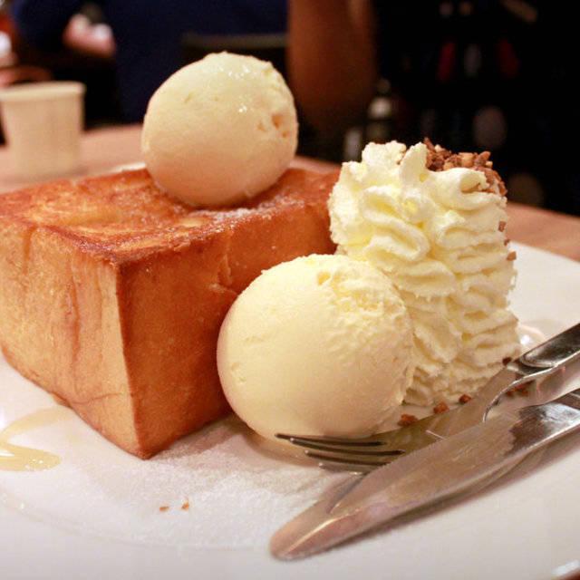 ตัวอย่าง ภาพหน้าปก:' Shibuya Honey Toast ' ทำได้เองง่ายๆ ไม่ต้องต่อแถวยาว!!