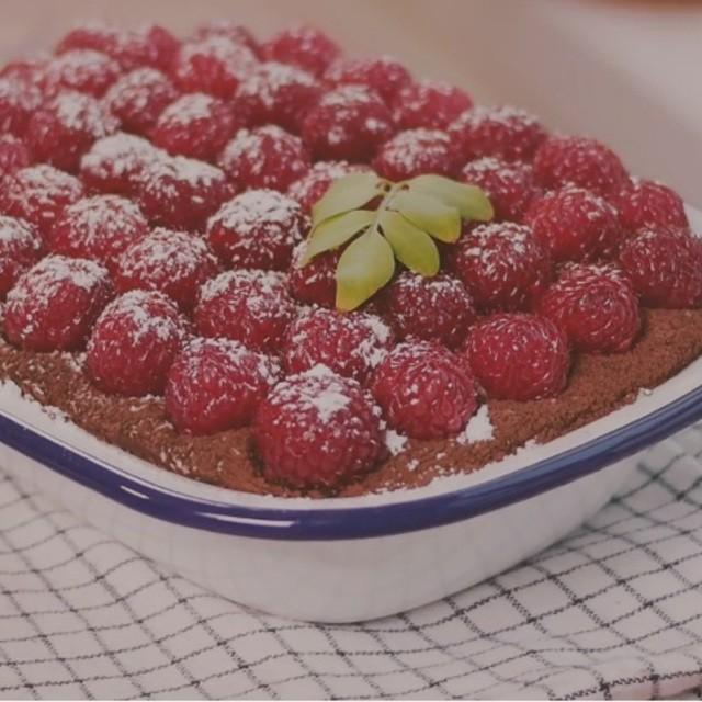 ตัวอย่าง ภาพหน้าปก:'Raspberry Tiramisu' ทิรามิสุเนื้อละมุน ทำง่ายๆ ไม่ต้องใช้เตา🍓