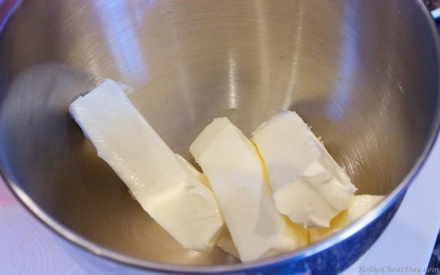 รูปภาพ:http://www.hollyscheatday.com/wp-content/uploads/2015/12/cinnamon-honey-butter-1-HollysCheatDay.com_-1024x640.jpg