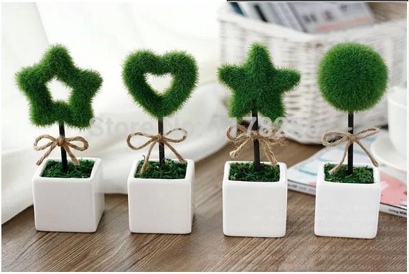 รูปภาพ:https://ae01.alicdn.com/kf/HTB1tYZ_HVXXXXbUXpXXq6xXFXXXi/Plants-Pot-Office-Wishing-Tree-Artificial-plant-Small-Bonsai-simulation-Decorative-Flower-Gift-false-Plush-desk.jpg