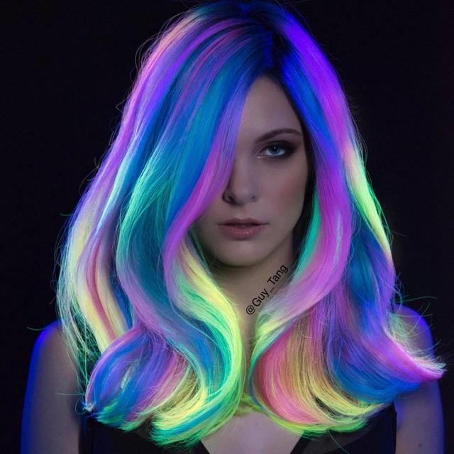 ตัวอย่าง ภาพหน้าปก:แฟชั่นสีผมเรืองแสงสุดคูล!! "Glowing Hair" เพิ่มสีสันสดใส โดดเด่นไม่เหมือนใคร