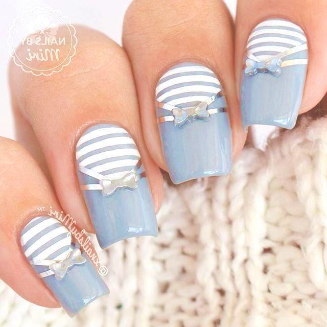 รูปภาพ:http://www.preppychic.club/wp-content/uploads/2017/05/35-fabulous-nail-art-designs-with-playful-pretty-stripes-21.jpg