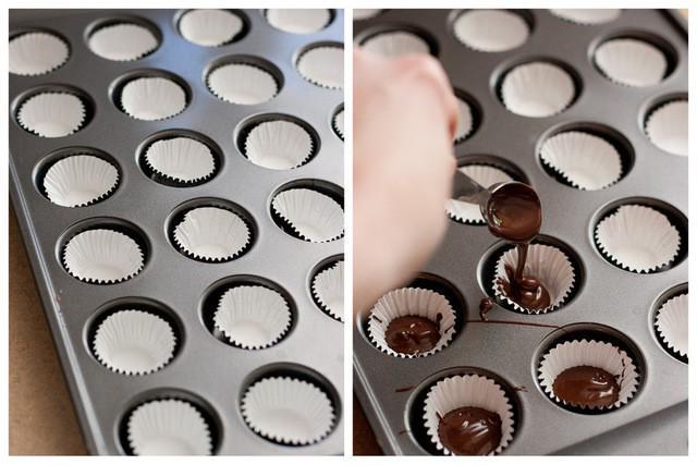 รูปภาพ:http://tastykitchen.com/wp-content/uploads/2013/02/Tasty-Kitchen-Blog-Dark-Chocolate-Cookie-Dough-Cups-11.jpg