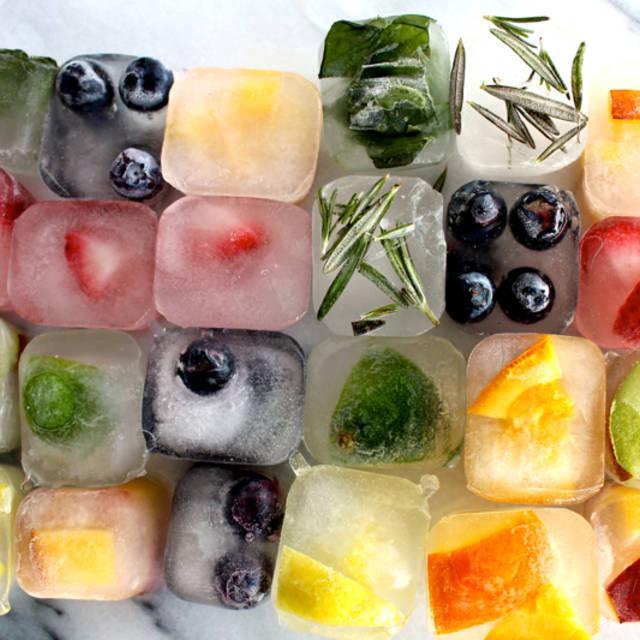 ตัวอย่าง ภาพหน้าปก:'Fruit Infuse Icecube' เพิ่มลูกเล่นให้น้ำหมักผลไม้