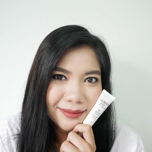 ภาพประกอบบทความ [Review] LUMINA HOUSE CC Sunscreen SPF 50 PA+++ กันแดดเนื้อ CC สวย ครบ จบในหลอดเดียว