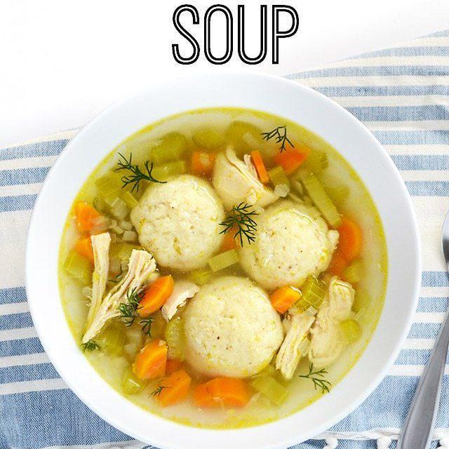 ภาพประกอบบทความ เข้าครัวทำอาหาร กับ 'เมนู Matzo Ball Soup' ซุปลูกชิ้นไก่ เมนูง่ายๆ ทำกี่ที ก็อร่อยเวอร์ 