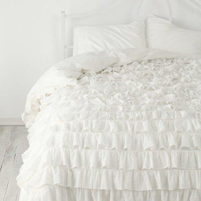 ตัวอย่าง ภาพหน้าปก:ขาวไปหมด! ไอเดียแต่งห้องนอน "All In White" ทาสีผนังห้องให้ดูขาวสะอาด