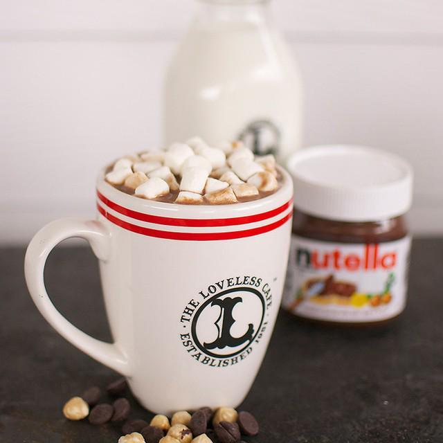 ภาพประกอบบทความ Nutella hot chocolate เครื่องดื่มช็อกโกแลตร้อนรสชาติสุดฟิน เติมกี่ครั้งก็ไม่เคยพอ