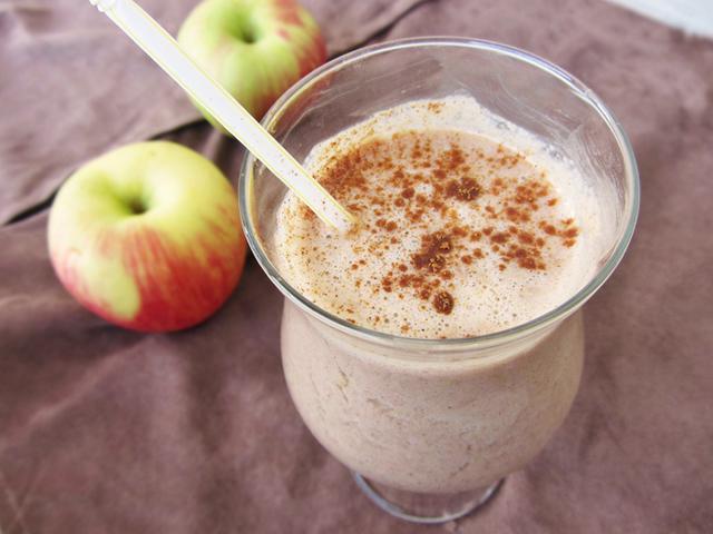 รูปภาพ:http://www.nutritionrx.ca/wp-content/uploads/2014/07/Apple-Pie-Smoothie-Picture.jpg