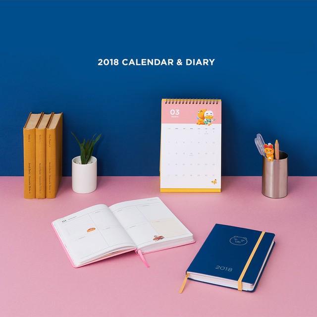 ภาพประกอบบทความ คอลเลคชั่นต้อนรับปี 2018 'Kakao Friends 2018 Calendar & Diary' จัดเวลาชีวิตใหม่ไปกับผองเพื่อน