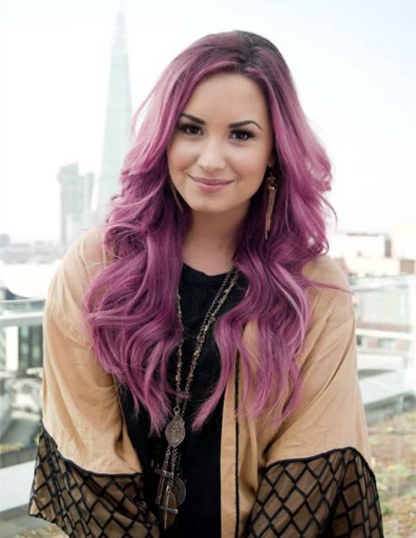 รูปภาพ:http://blog.vpfashion.com/wp-content/uploads/2015/04/Purple-ombre-balayage-hairstyle-for-dark-hair-color-elegent-style-for-2015-summer.jpg