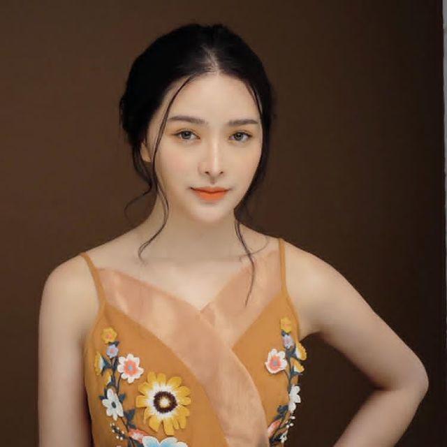 ภาพประกอบบทความ รวม Makeup Look สุดปังของ Miss Lao 2011 จาก IG : louknumthidalat