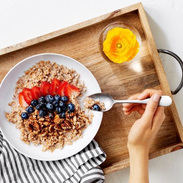 ตัวอย่าง ภาพหน้าปก:อาหาร 12 ชนิดที่ทานตอนเช้าให้พลังงานสูงและดีต่อร่างกาย