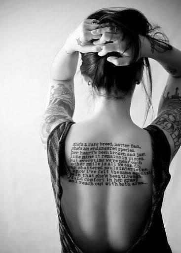 รูปภาพ:http://cdn.sortra.com/wp-content/uploads/2014/09/back-tattoos-for-women31.jpg