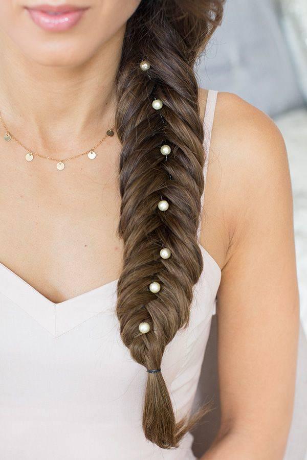 รูปภาพ:http://trend4girls.com/wp-content/uploads/2014/12/5-fishtail-braid-hairstyles-collection-for-girls-10.jpg