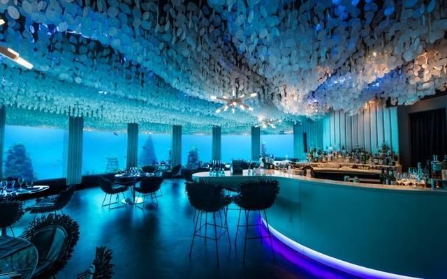 รูปภาพ:http://www.topinspired.com/wp-content/uploads/2014/01/maldives-underwater-restaurant.jpg