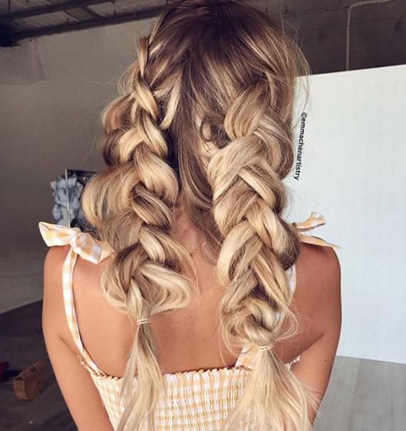 รูปภาพ:http://styleskinner.com/wp-content/uploads/2018/04/431-messy-pigtail-braids.jpg