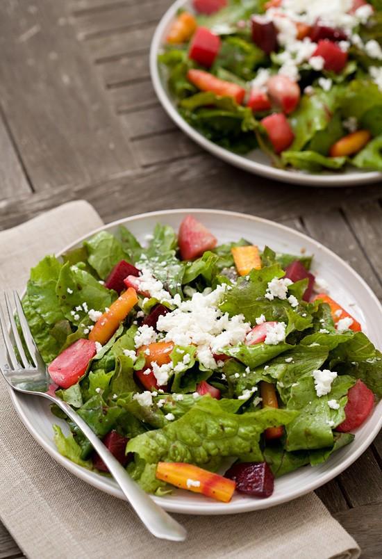 รูปภาพ:https://www.loveandoliveoil.com/wp-content/uploads/2012/05/roasted-veg-salad1.jpg