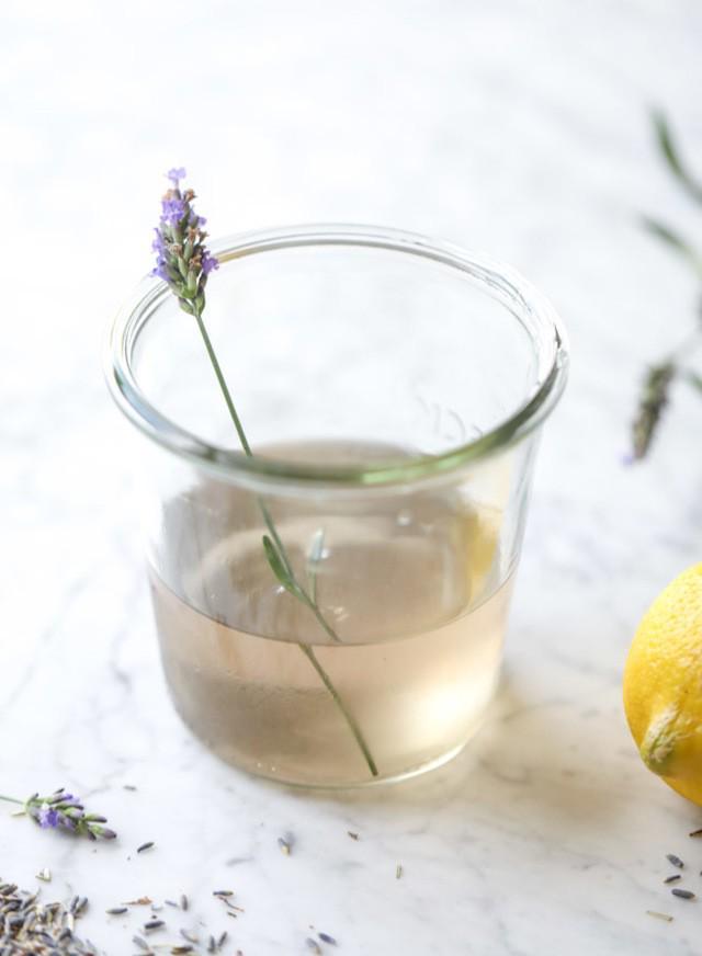 รูปภาพ:https://www.howsweeteats.com/wp-content/uploads/2017/07/lavender-mint-lemonade-I-howsweeteats.com-1.jpg