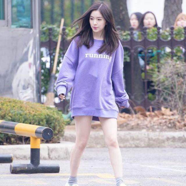 ภาพประกอบบทความ Chic&chill กับไอเดียการใส่ 'Hoodie & Sweater Dress' ของเหล่าไอดอลเกาหลี